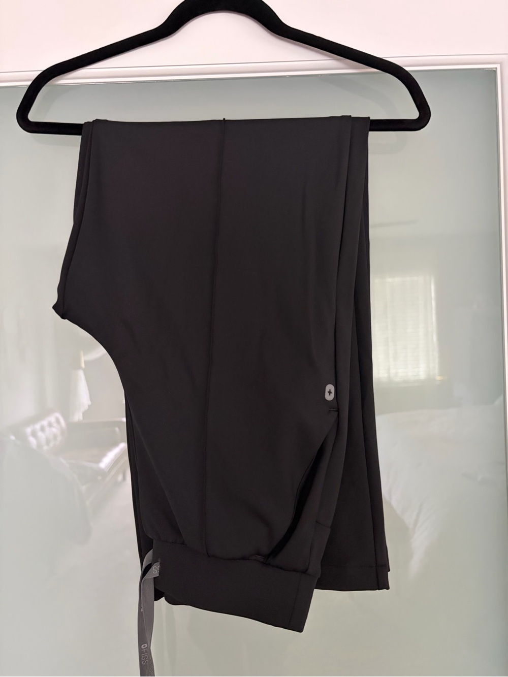 FIGS. FORMX. MATCHING SET Black High Waisted Salina / Top ORA FORMx - Picture 2 of 4